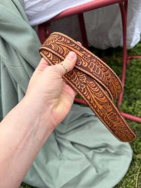 Ligatone Floral Tooled Top Grain Saddle Leather Western Belt Strap Made in USA S